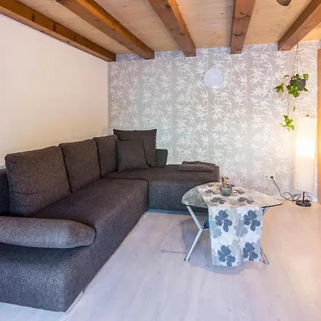 Apartment Holl-horn